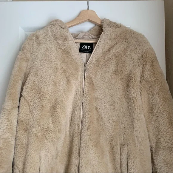 Zara Cream Faux Fur Hooded Coat size M - Picture 2 of 5